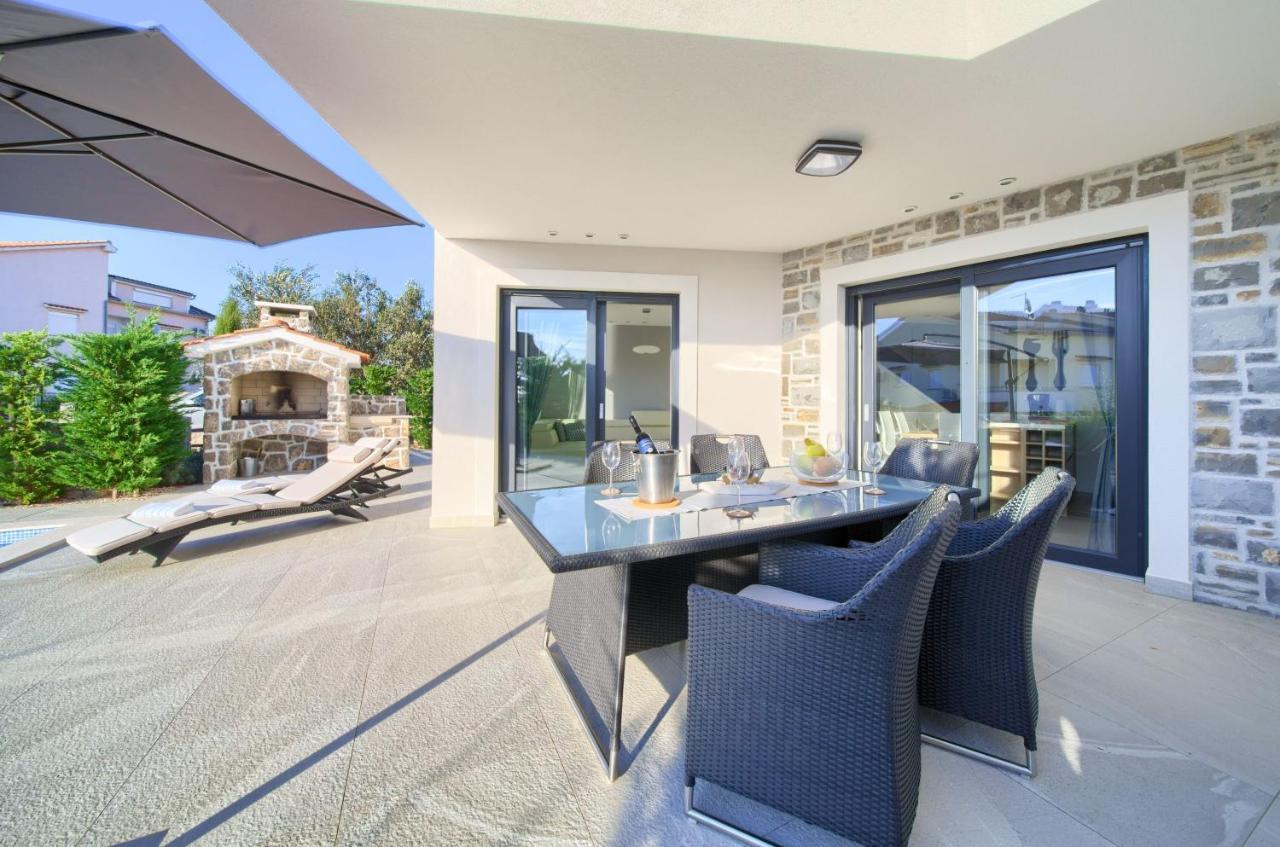 Ela - Town Krk Villa *